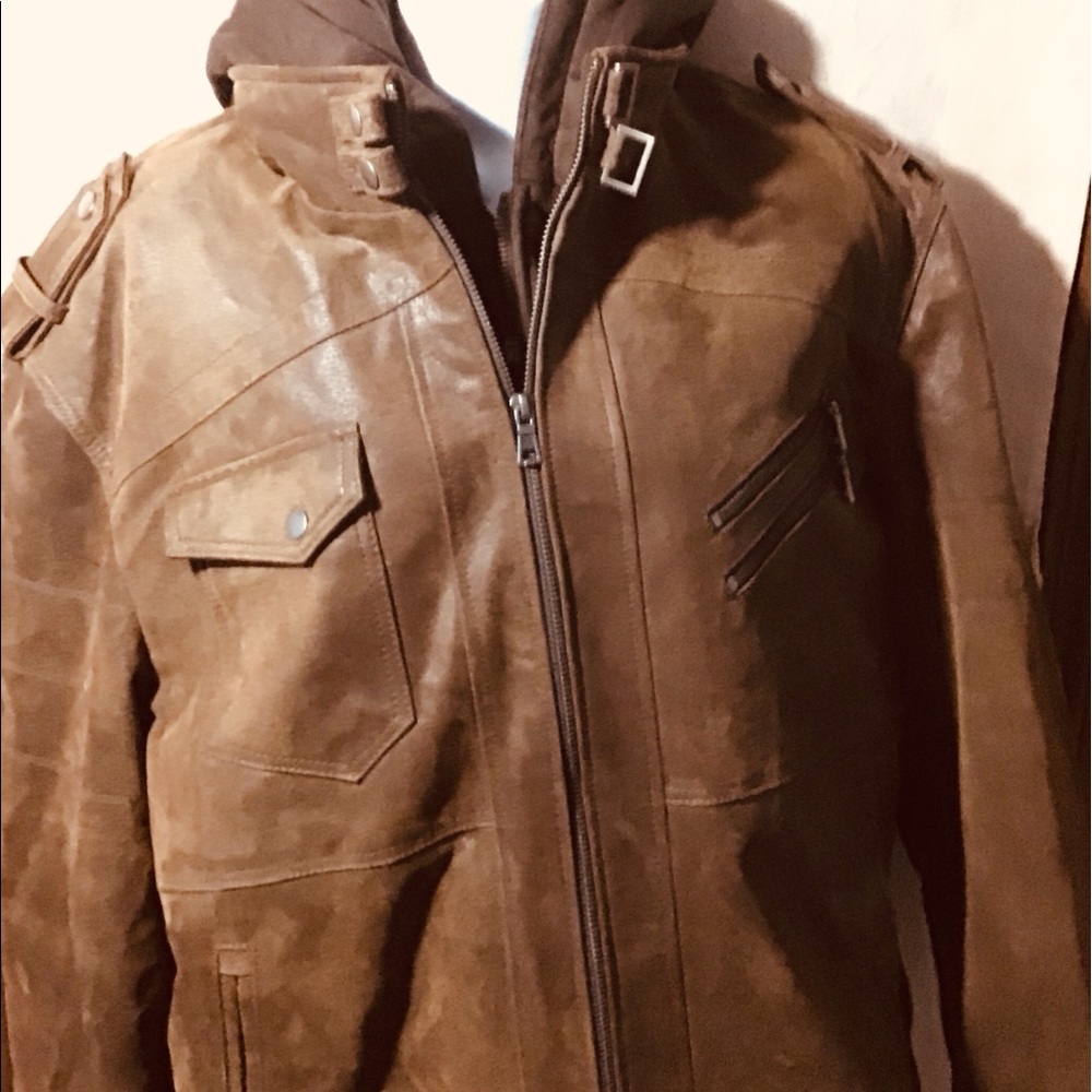 Flavor- hooded leather “Bomber style” men’s coat.